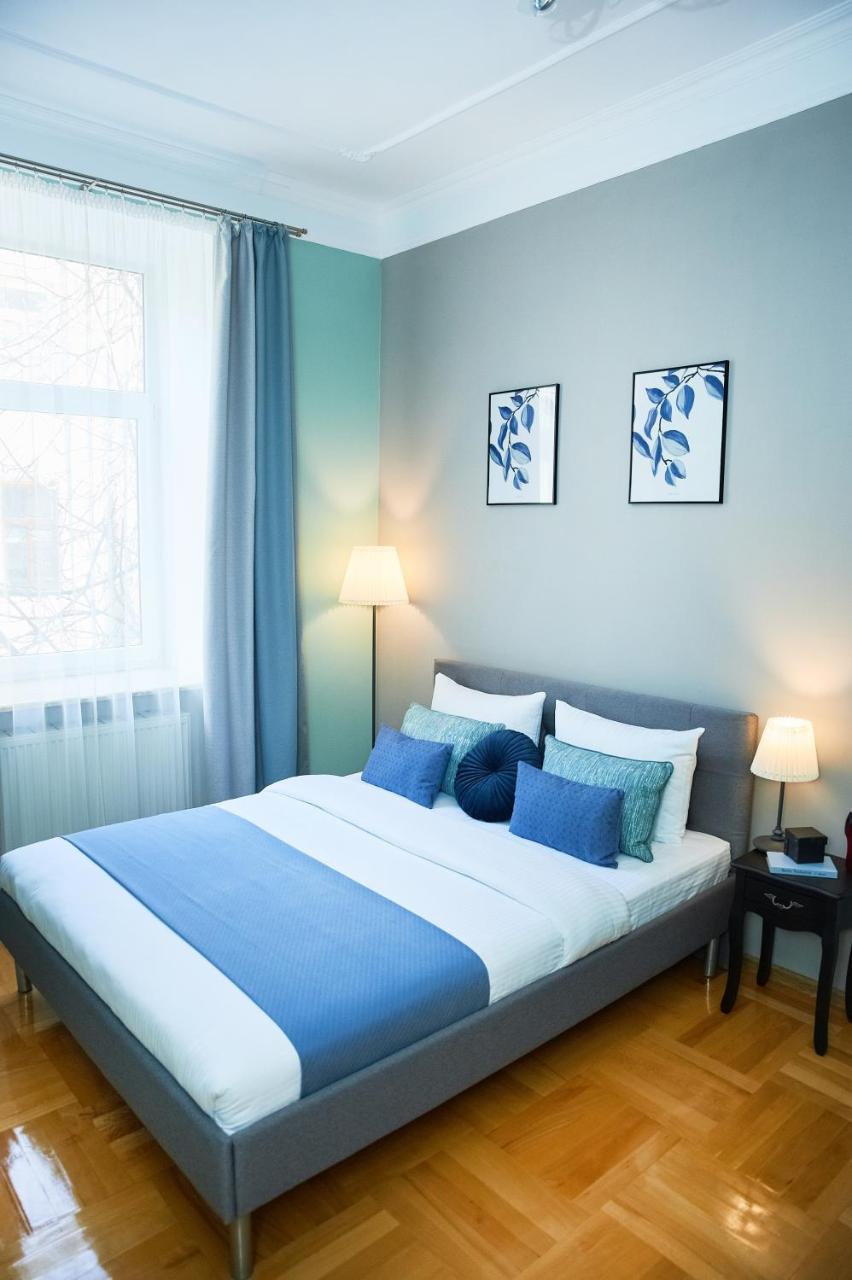 Cozy Apartment, 5Mins To Opera Lviv Eksteriør bilde